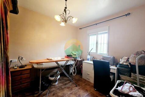 3 Bedroom Detached For Sale-LIB01-22