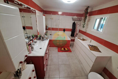 3 Bedroom Semi-Detached For Sale-PAL10-20