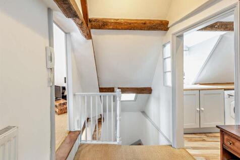 8566880-interior03-800.jpg