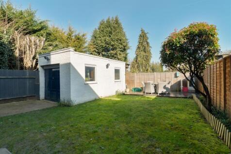 Elm Walk Greenacres16.jpg