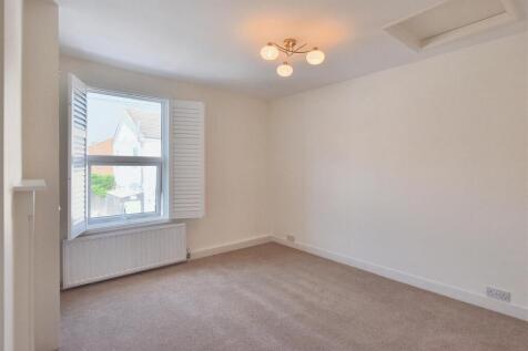 ## Bedroom ##.JPG