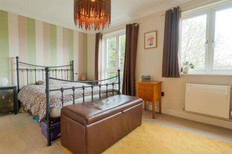 Principle Bedroom.jpg