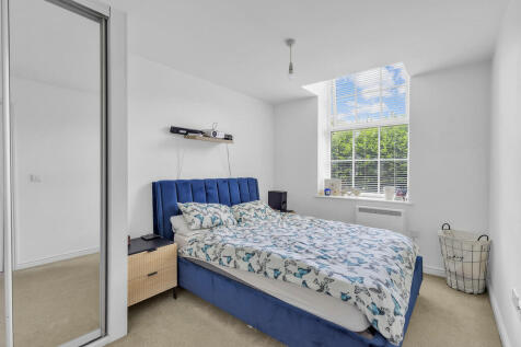 3 Birch Hill Cloc...