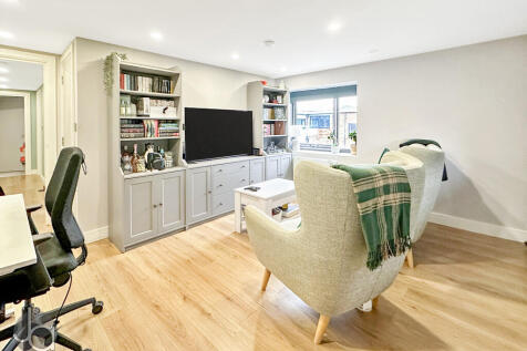 20250903_09375548...