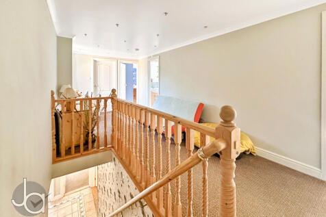 20250905_10070660...