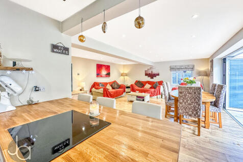 20251101_12103581...