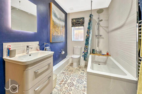 20251101_11565670...