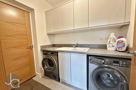 20251108_13075851...