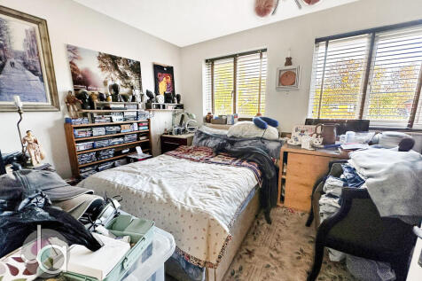 20251108_14435047...