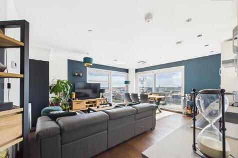 Kitchen/Living Area