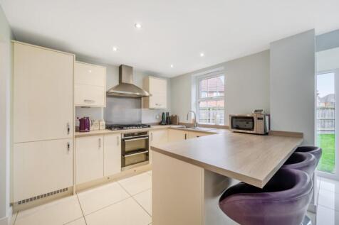 1385931-10-6930126c38a82