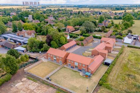 Street Scenes, Windmill Grove (South Leverton)-2