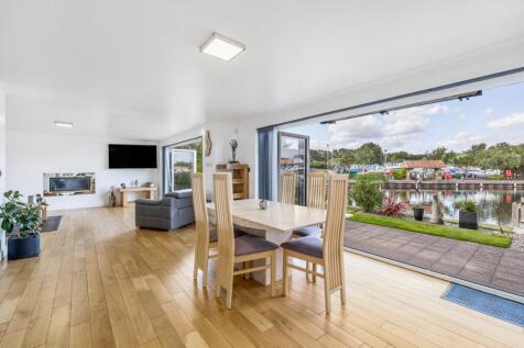 143 Park Lane (Burton Waters)-20