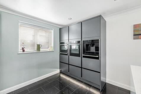 143 Park Lane (Burton Waters)-27