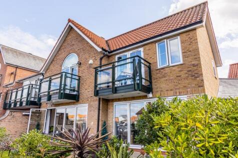 143 Park Lane (Burton Waters)-14