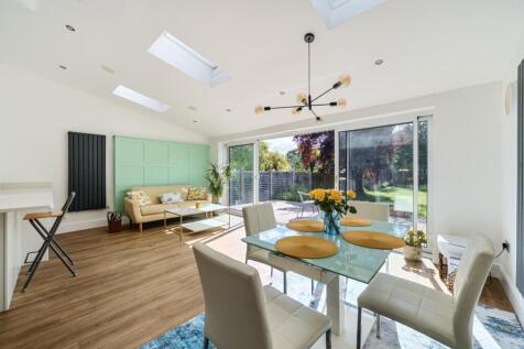 1350159-19-68bec057ef403