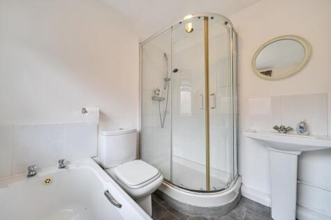 1374042-7-6904c29f541a7