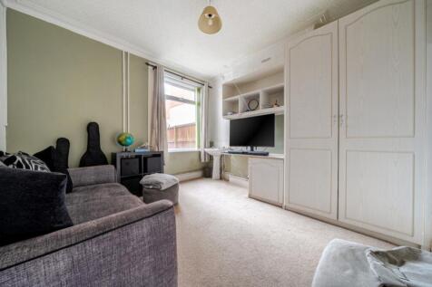 1382974-12-691c53da4f6b1