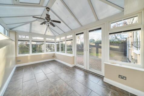 1387711-10-6932fc4ecbd00