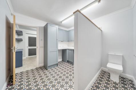 1387711-11-6932fc5351d9a