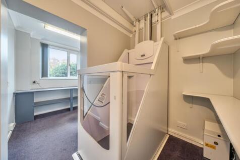 1387711-23-6932fc7d2e395