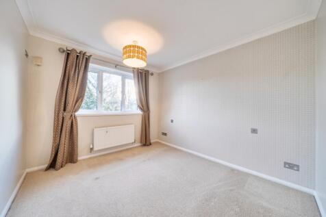 1387711-5-6932fc35ce5bc