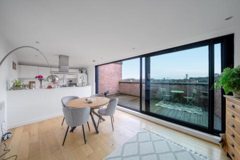 1388302-13-6936edb63b7c9