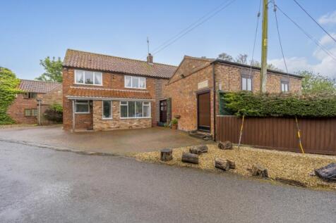 Christmas Cottage (Cumberworth)-5