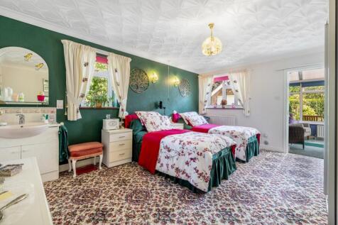 22 Garfits Lane (Boston)-20