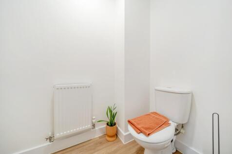 1369797-5-68f0fd68bf142