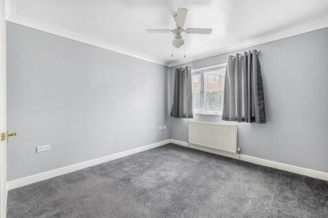 16 Jackson Drive (Kirton)-13