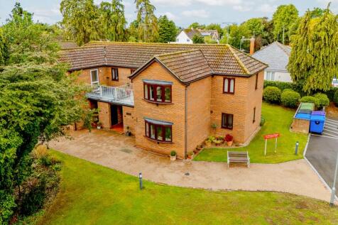 Flat 4 Elm Court (Boston)-3