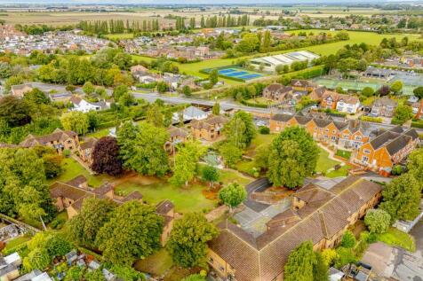 Flat 4 Elm Court (Boston)-1