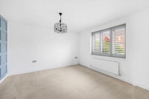 71 Swift Gardens (Kirton)-9