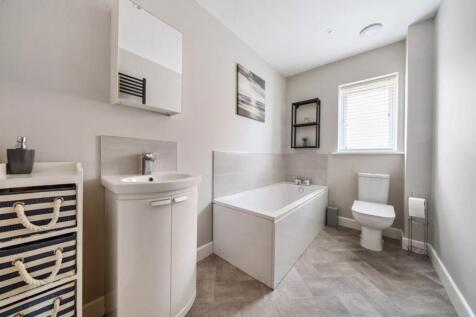 1289505-20-682af95a9dc87-ARW