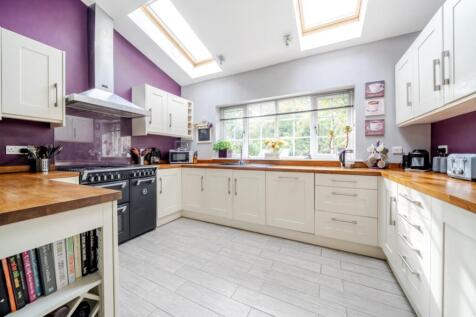 1360987-19-68db4ec5810fe