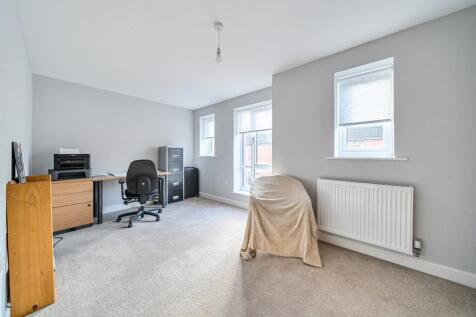 1373993-11-6908eb6b9ea3a