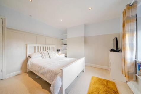 1385952-10-6932ce77e1927