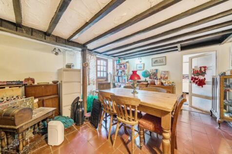 1389077-9-693c4de3eb695