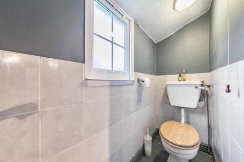 1389077-7-693c4a52c575c