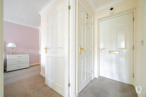 1a7e3033-8b3e-483...