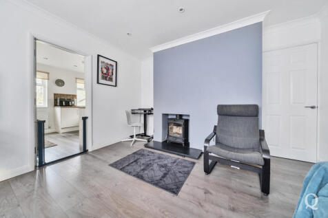 b33ef5fa-eaf6-412...