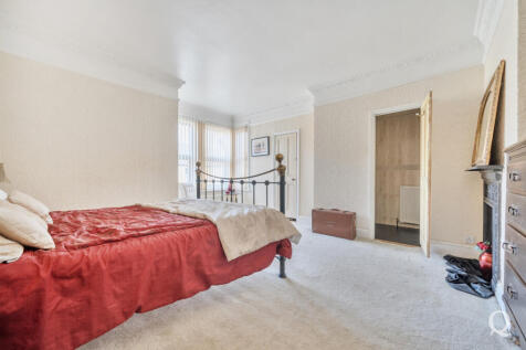 deeea9c1-a814-45c...