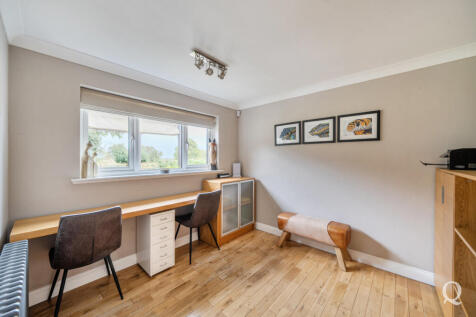 0f993359-33a3-4e7...