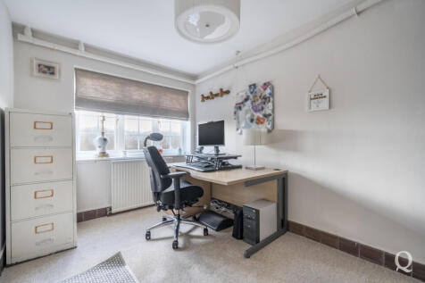 f7fc3273-d339-44b...