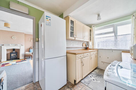 b3fba4c4-d663-48d...