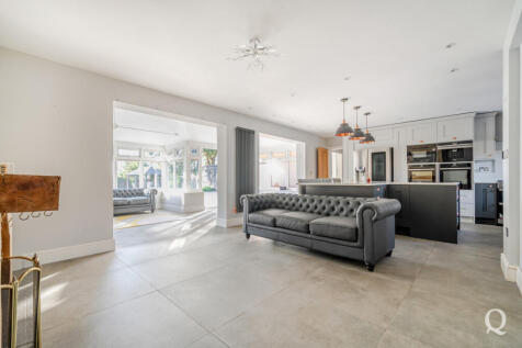 c4092531-2ff4-44e...