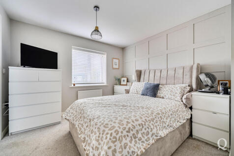 8256d84f-d27f-458...