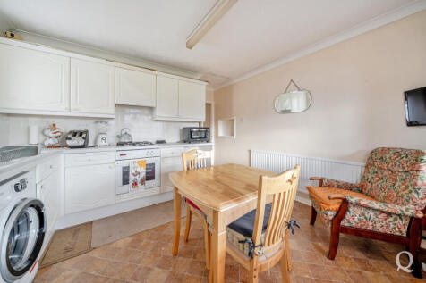 6d4a17bf-ae69-4b7...