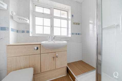 b6538129-052b-4c0...